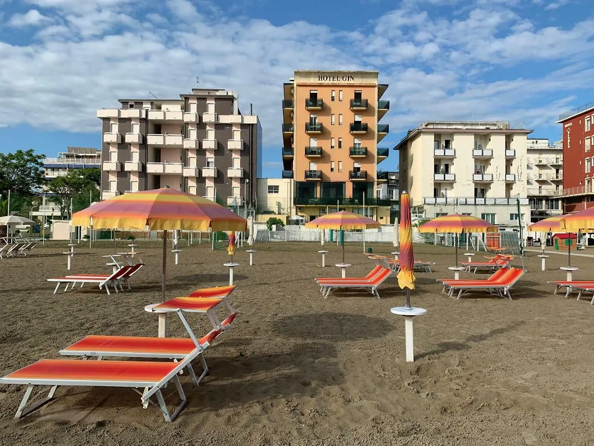 ***  Hotel Gin Римини Италия