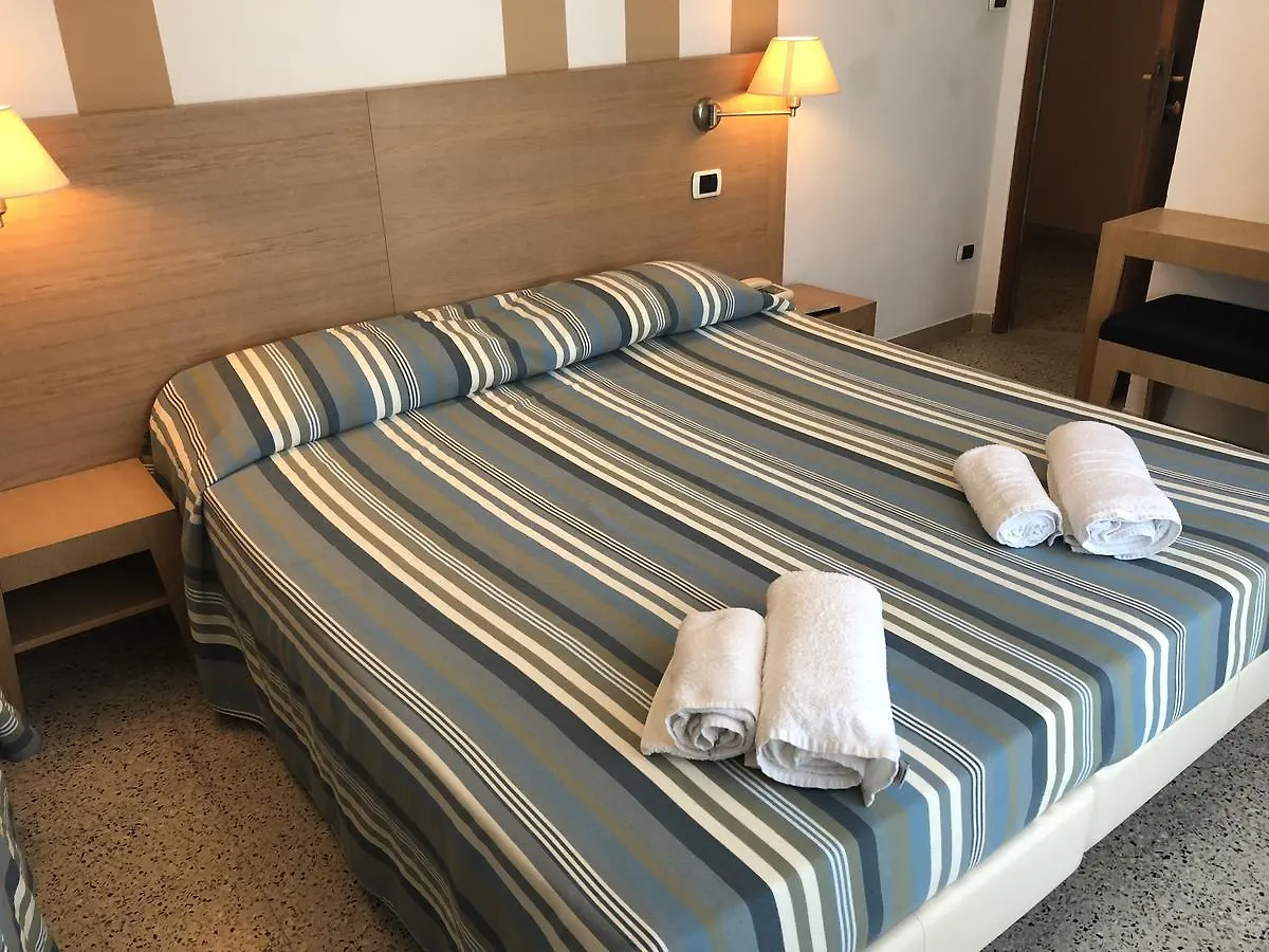Hotel Gin Rimini Italien